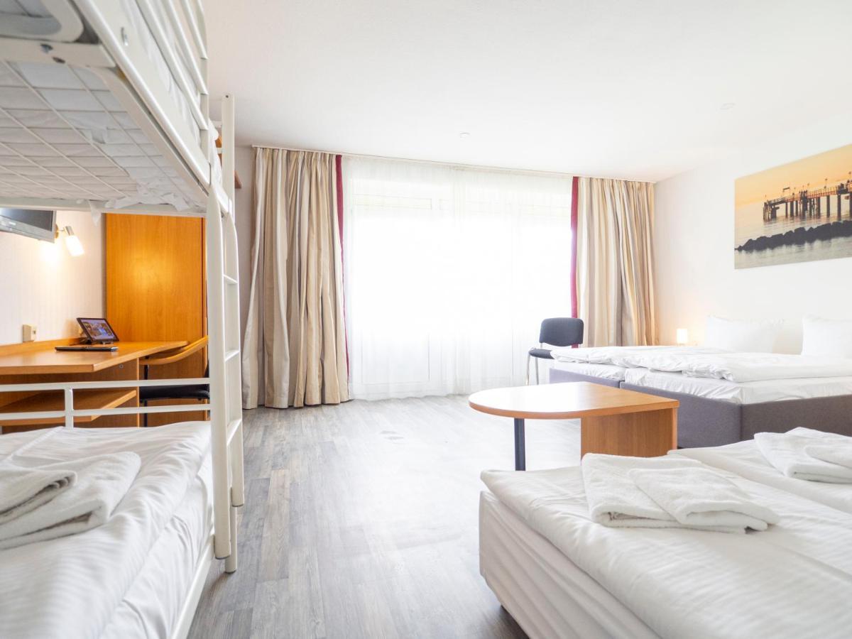 Motel Stralsund Eksteriør billede