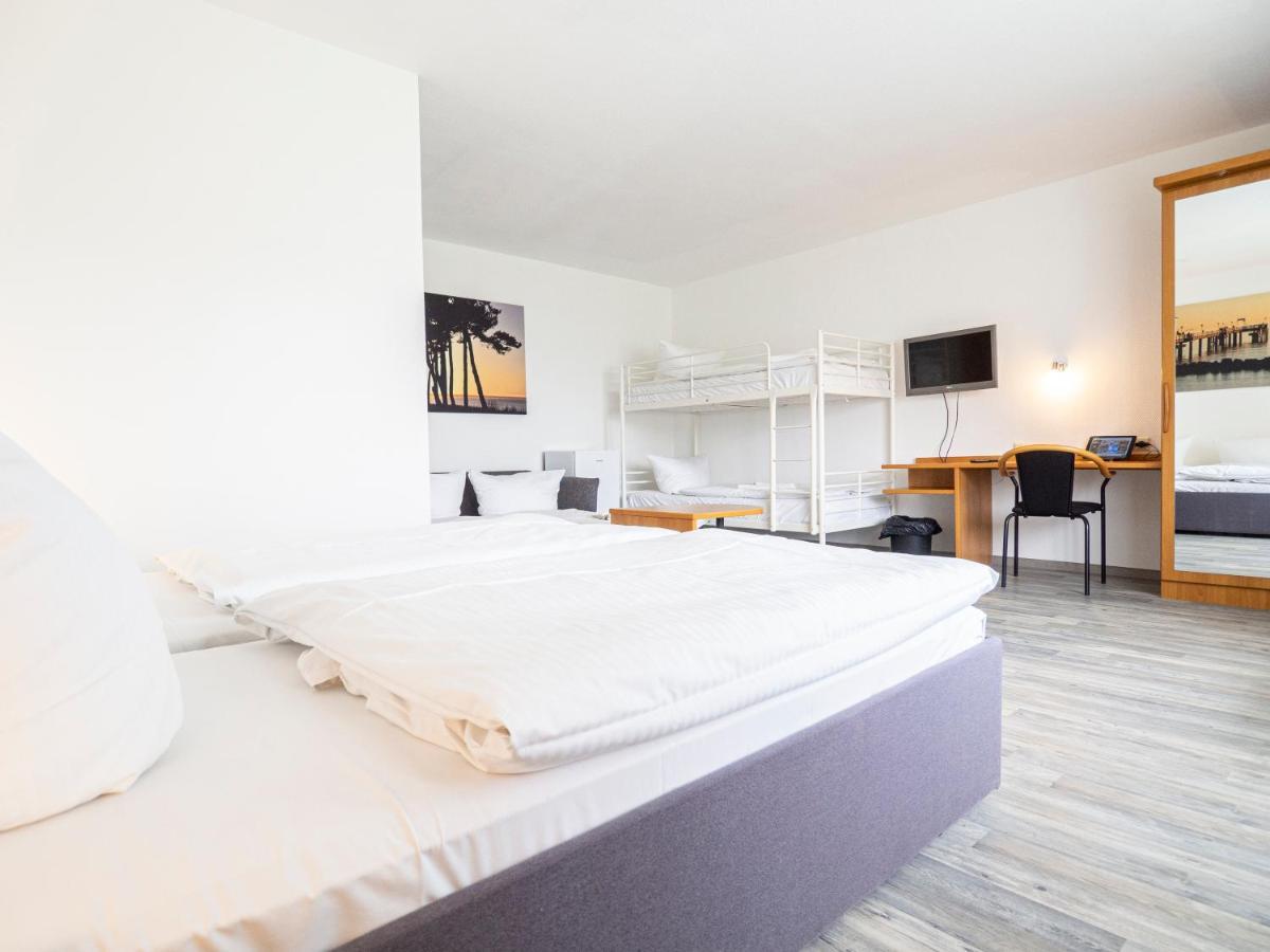 Motel Stralsund Eksteriør billede